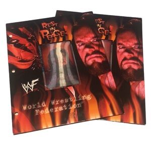 Vintage 1998 WWF Folder Kane & Undertaker With a centered Lenticular Image